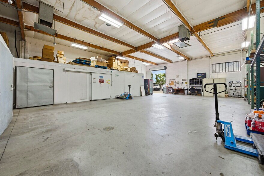 More Photos Of 13310 Ralston Ave, Sylmar Warehouse For Sale
