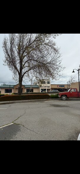 More Photos Of 415 Front St, Soledad Storefront Retail Residential For Lease