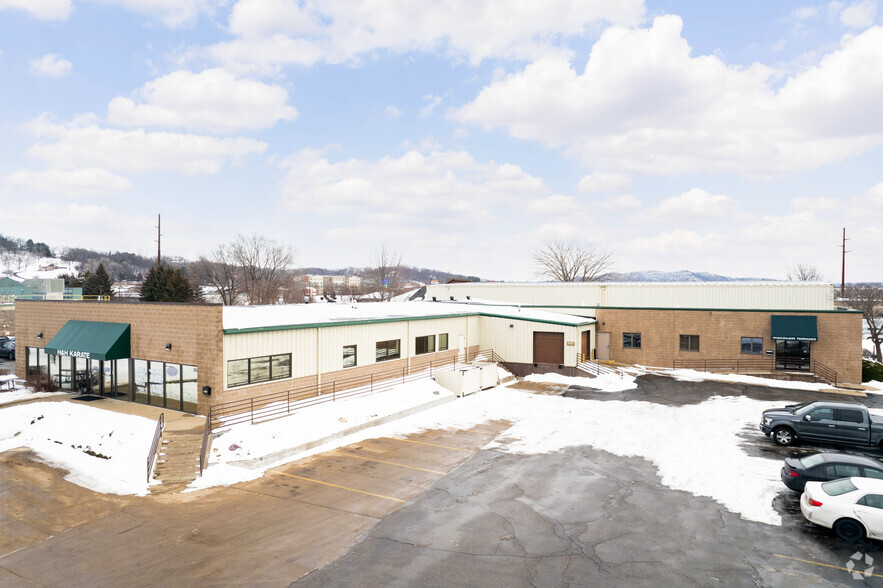 Primary Photo Of 553-555 Braund St, Onalaska Showroom For Lease