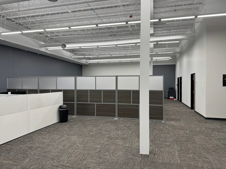 More Photos Of 3701 Main St, Elkhart Industrial For Lease