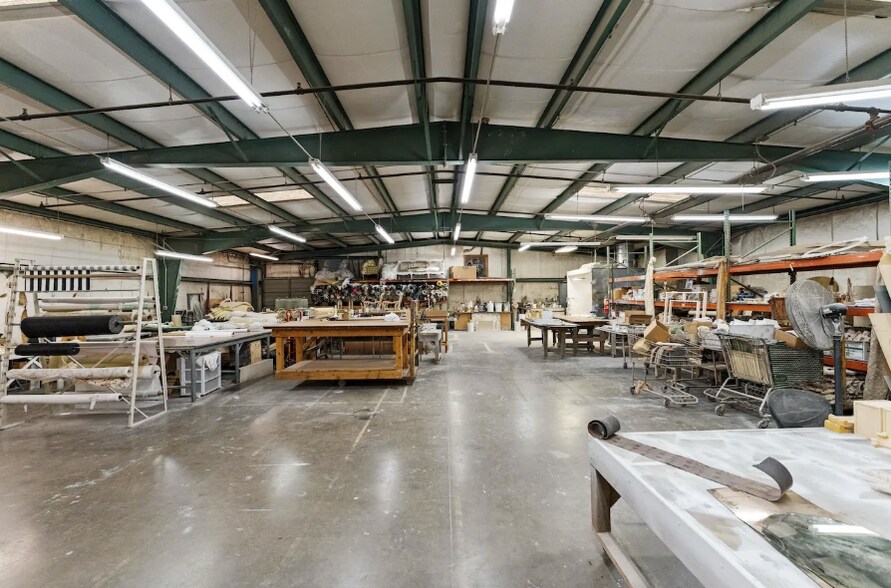 More Photos Of 1200 Hickory Chapel Rd, High Point Light Manufacturing For Sale