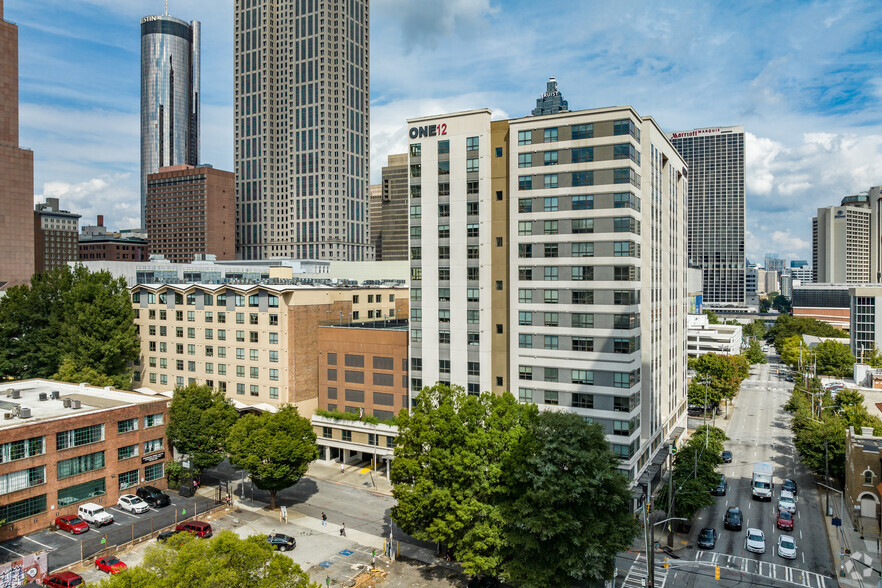 Primary Photo Of 112 Courtland St NE, Atlanta Apartments For Lease