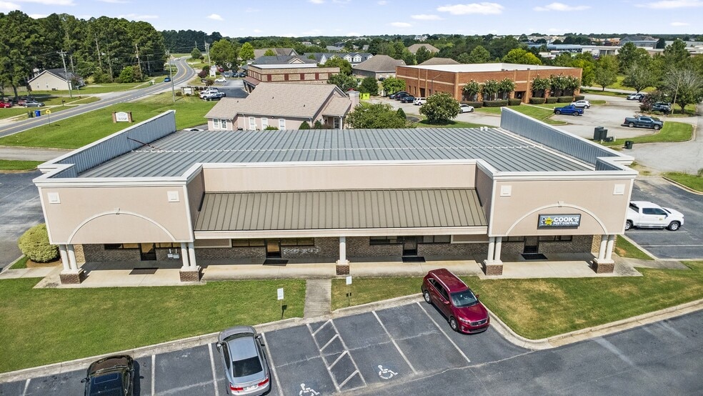 More Photos Of 225 Smithville Church Rd, Warner Robins Storefront For Sale