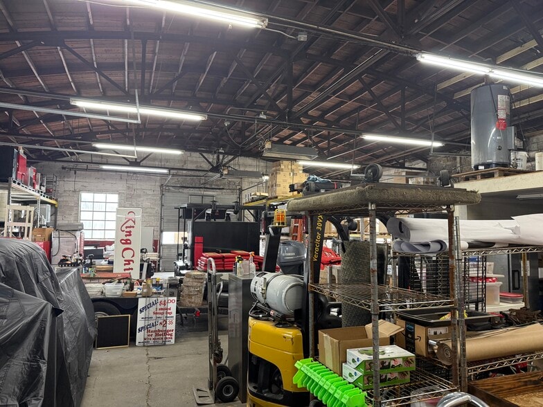 More Photos Of 424 Hackney Ave, Washington Industrial For Sale