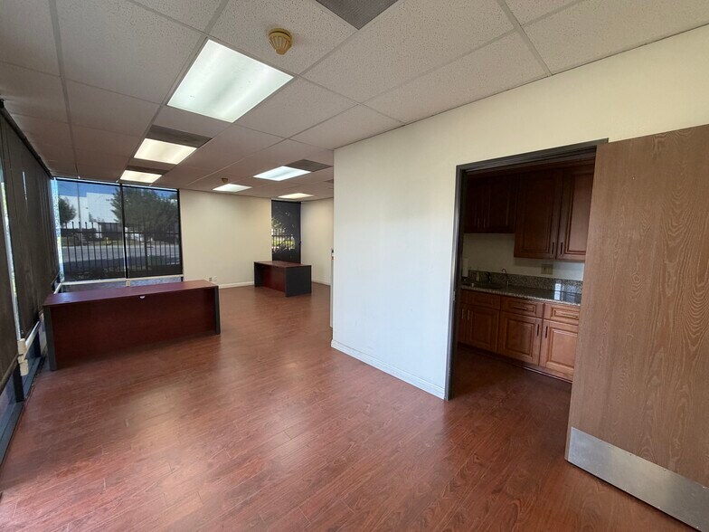 More Photos Of 18320 Bedford Cir, City of Industry Warehouse For Lease