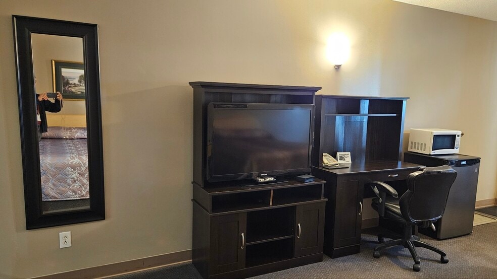 More Photos Of 238 Sims Ave, Weyburn Hotel For Sale