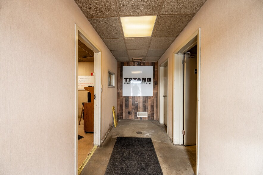 More Photos Of 714 Braddock View Dr, Mount Braddock Warehouse For Sale