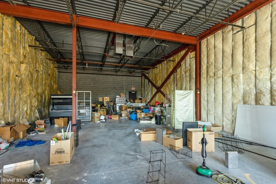 More Photos Of Mondamin & Ridge St, Minooka Unknown For Lease