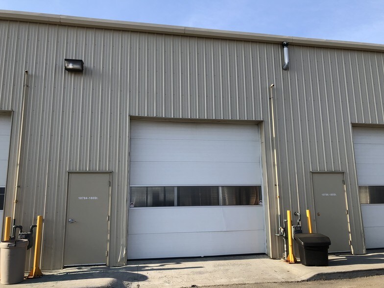 More Photos Of 10780 180 St NW, Edmonton Flex For Sale