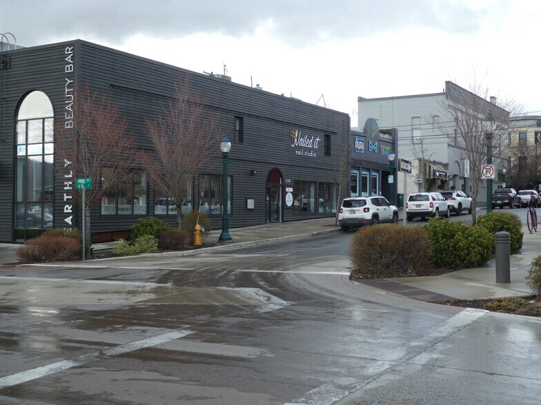 More Photos Of 115 S 4th St, Coeur d'Alene Storefront For Lease