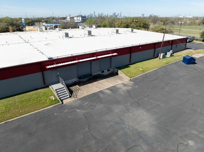 More Photos Of 4405 Springdale Rd, Austin Light Manufacturing For Lease