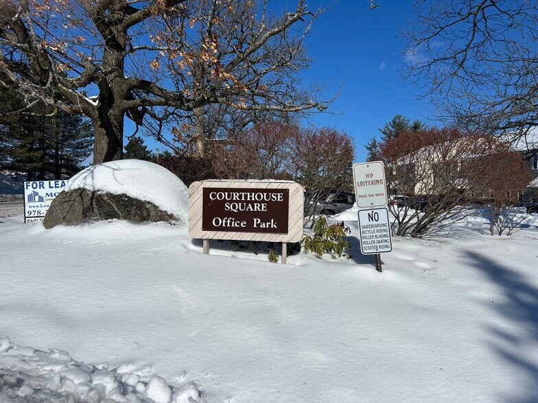More Photos Of 4 Courthouse Ln, Chelmsford Medical For Sale
