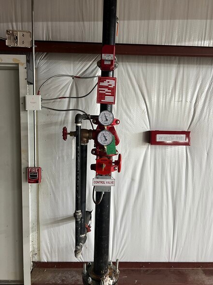 More Photos Of 4388 Sudderth Rd, Buford Warehouse For Sale