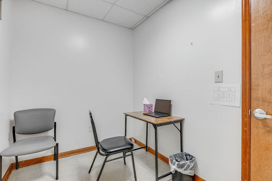 More Photos Of 231 Memorial Dr, Jacksonville Medical For Sale