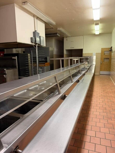 More Photos Of 300 Oak Ave, Dumas Specialty For Sale