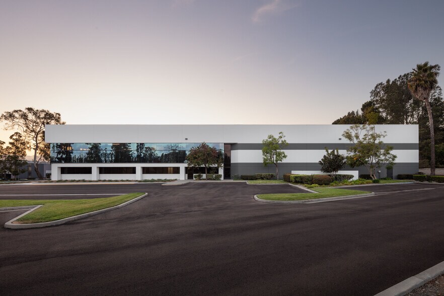 More Photos Of 4056 Calle Platino, Oceanside Warehouse For Lease