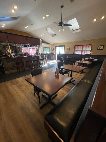 More Photos Of 295 Parker Farms Rd, Wallingford Restaurant For Sale