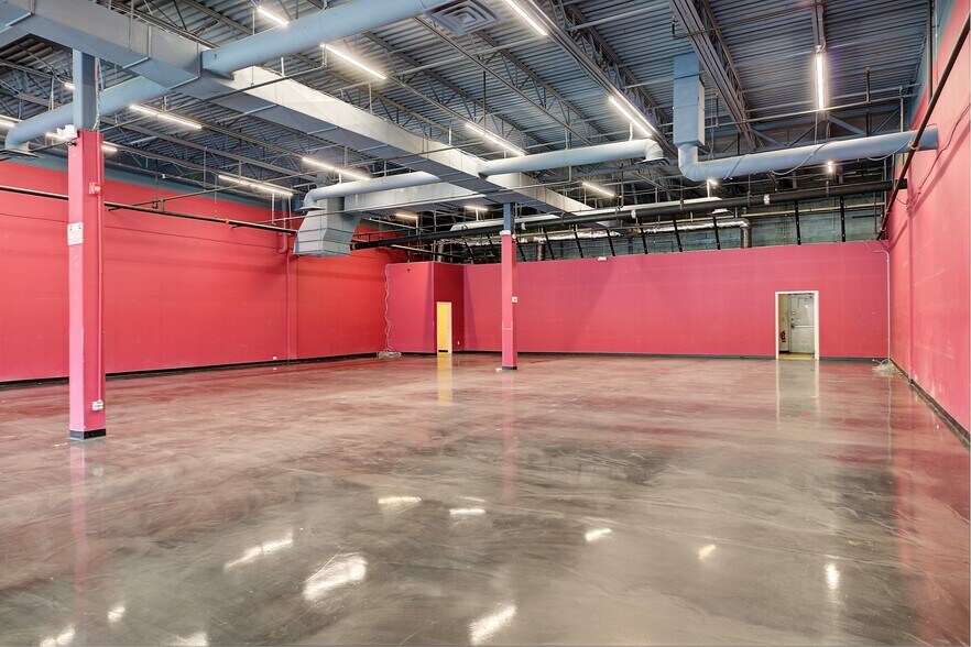 More Photos Of 75-81 Vandenburgh Ave, Troy General Retail For Lease