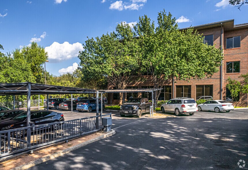 More Photos Of 11467 Huebner Rd, San Antonio Office For Lease