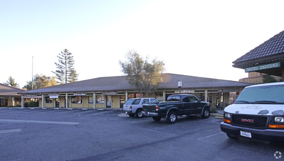 More Photos Of 14 Victor Sq, Scotts Valley Unknown For Lease