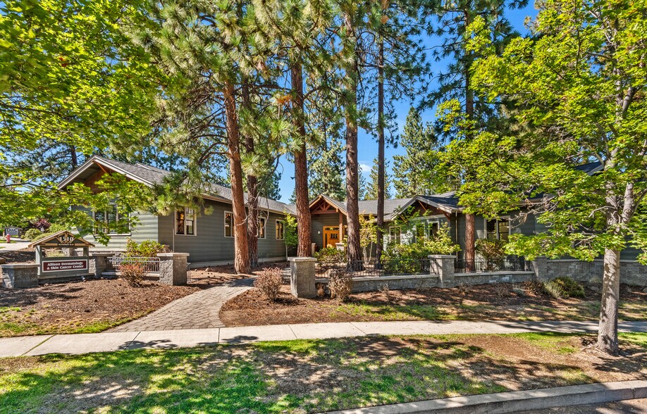 More Photos Of 1510 SW Nancy Way, Bend Medical For Lease
