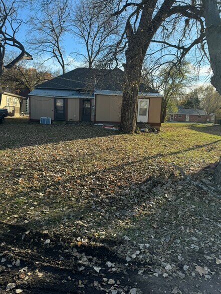 More Photos Of 115 E 9th, Concordia Multifamily For Sale