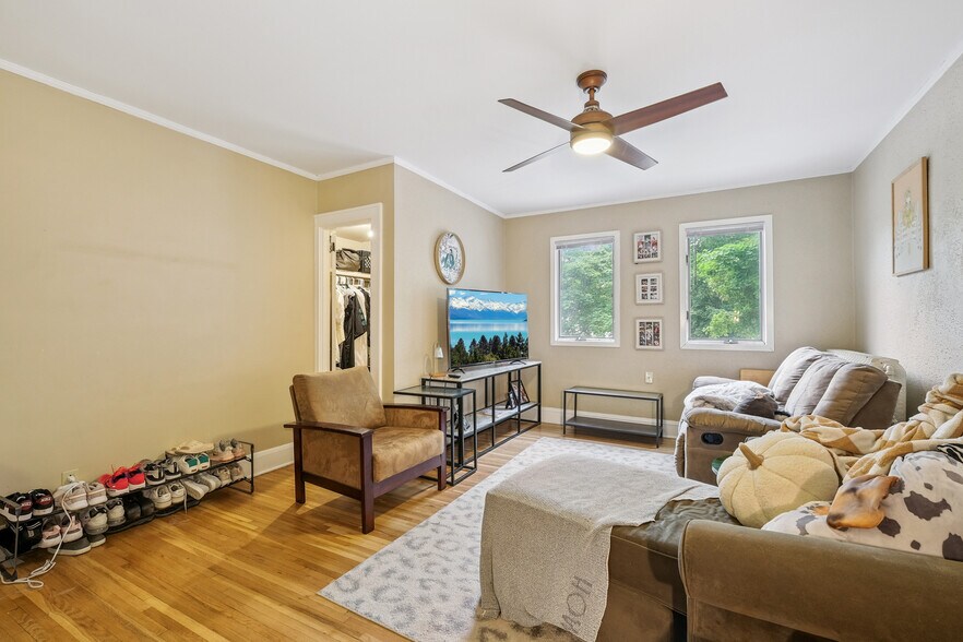 More Photos Of 1271 7th St W, Saint Paul Apartments For Sale