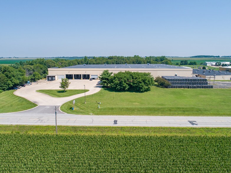 More Photos Of 1924 County Rd 3000 N, Rantoul Warehouse For Lease