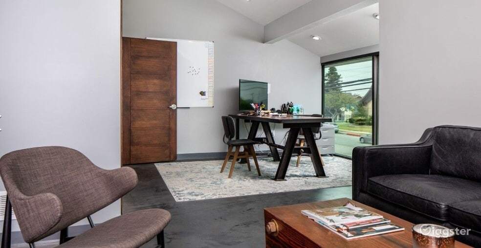 More Photos Of 18093 Prairie Ave, Torrance Office For Lease