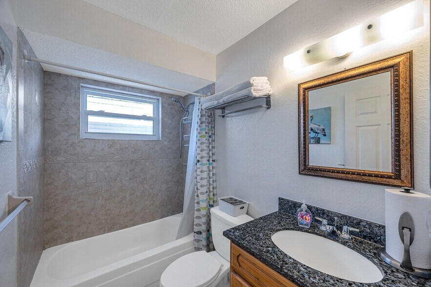 More Photos Of 1809 Gulf Blvd, Indian Rocks Beach Apartments For Sale