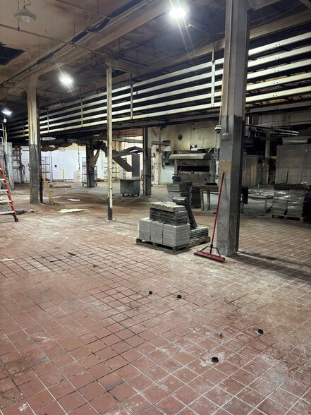 More Photos Of 22 N 3rd Ave, Mount Vernon Warehouse For Sale