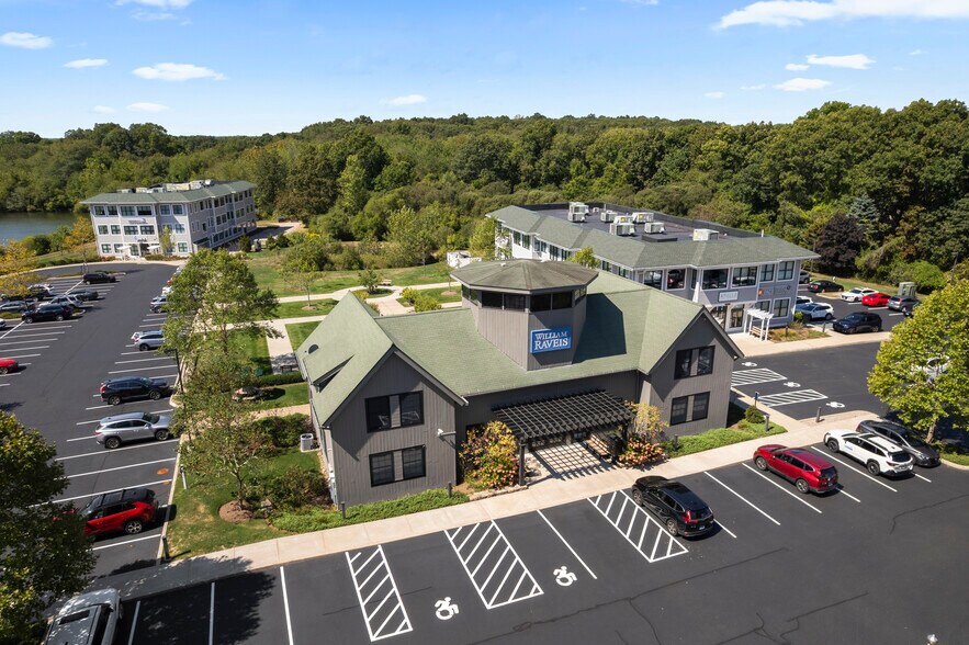More Photos Of 350 Goose Ln, Guilford Medical For Lease