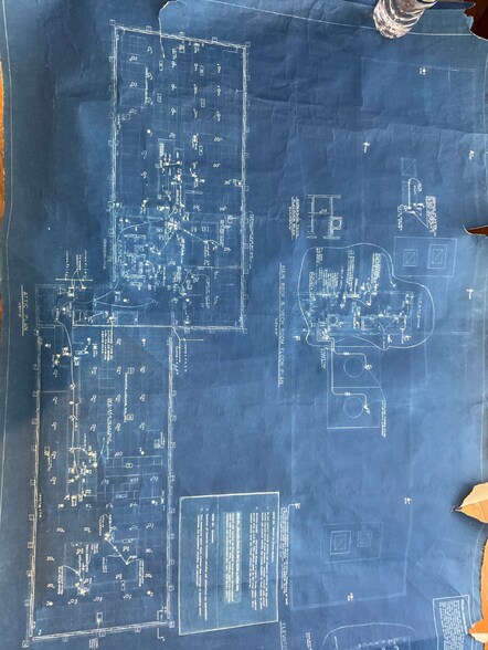 More Photos Of 655 W Irving Park Rd, Chicago Apartments For Sale