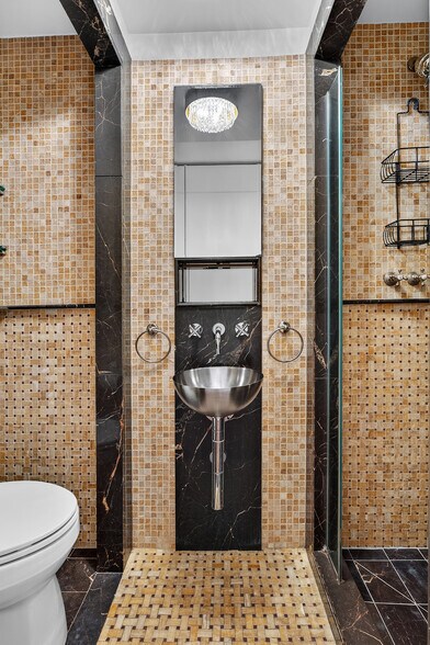 More Photos Of 60 Greenwich Ave, New York Apartments For Sale