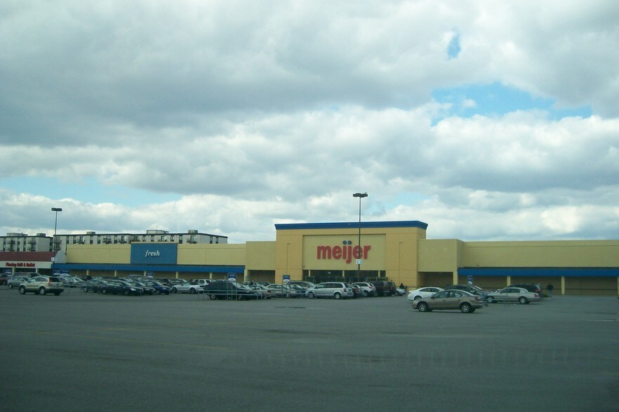 More Photos Of 9000-9196 W Golf Rd, Niles Unknown For Sale