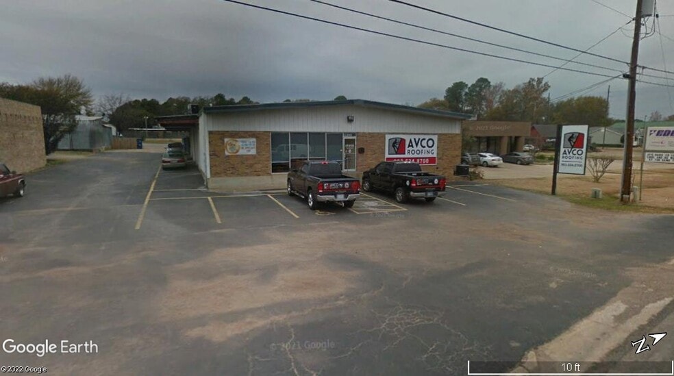 Primary Photo Of 1907 Judson Rd, Longview Showroom For Sale