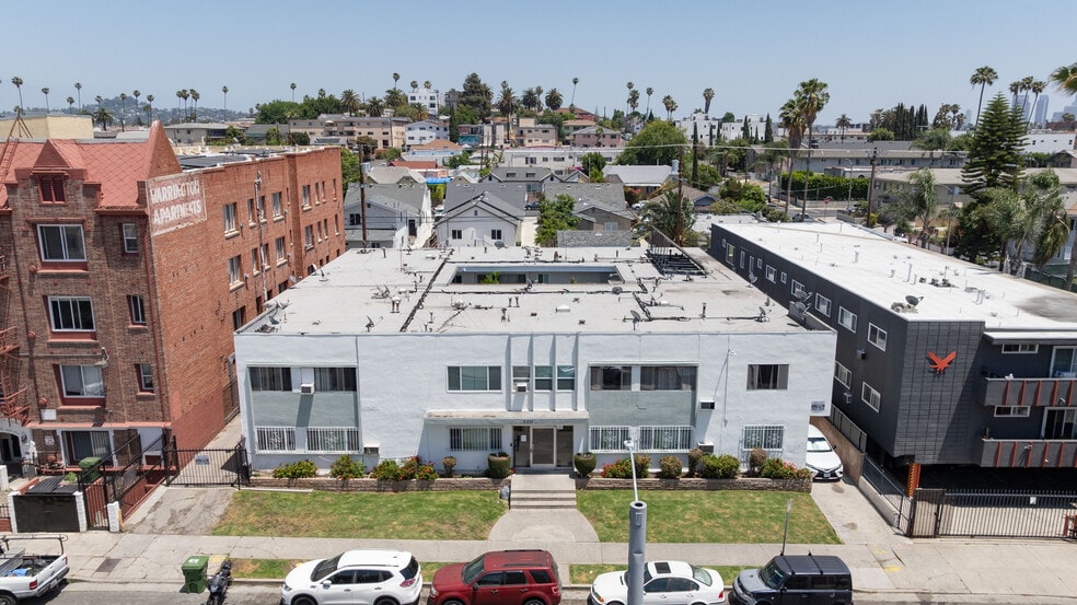 More Photos Of 510 N Harvard Blvd, Los Angeles Apartments For Sale