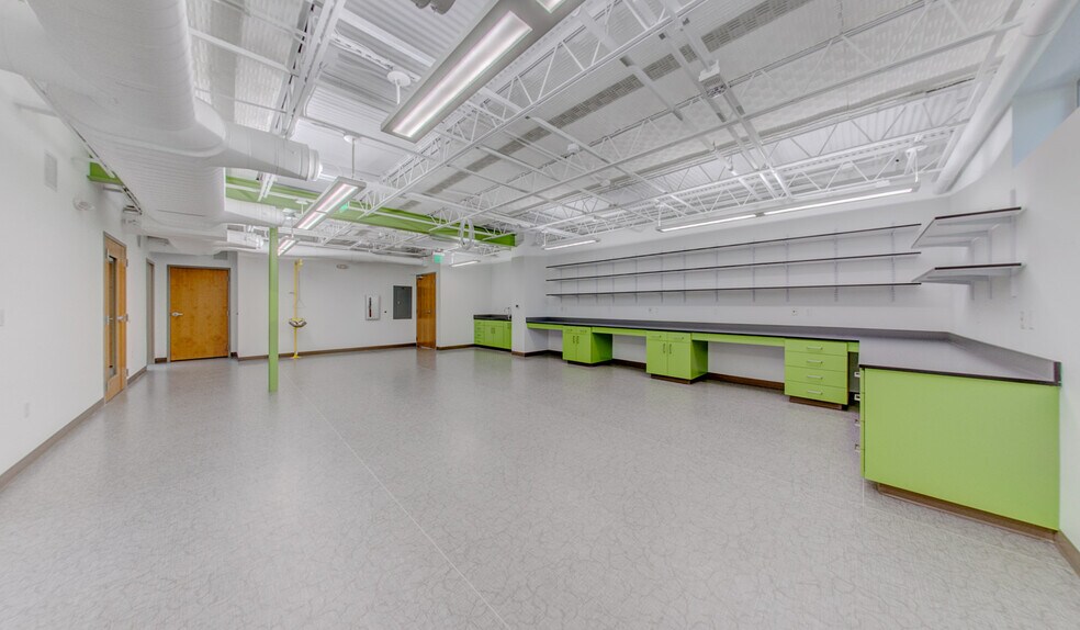 More Photos Of 1050 NW 8th Ave, Gainesville Unknown For Lease