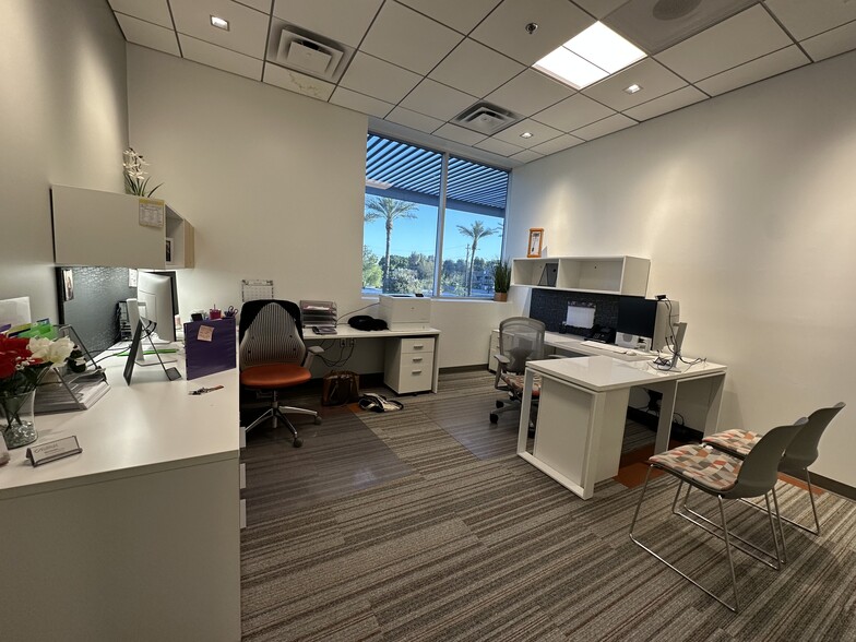 More Photos Of 730 N 52nd St, Phoenix Office For Sale