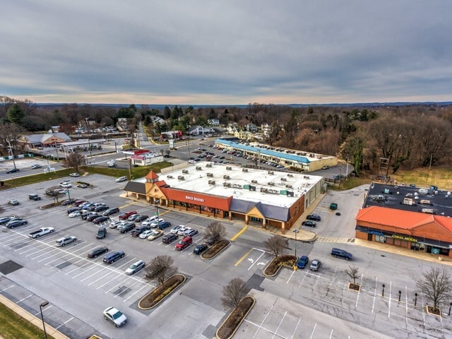 More Photos Of 128-152 Chartley Dr, Reisterstown General Retail For Sale