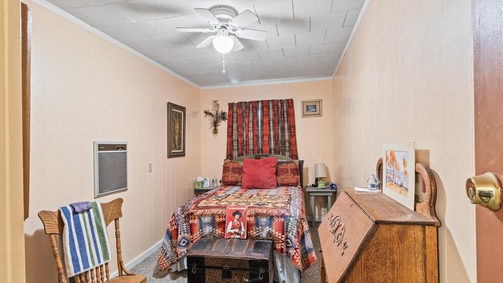 More Photos Of 295 N Main St, Glendale Hospitality For Sale