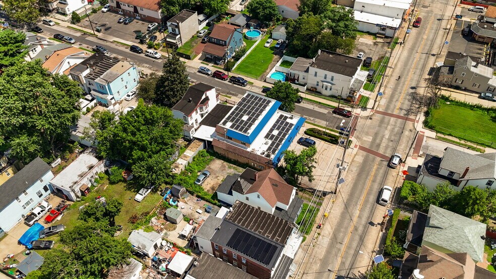 More Photos Of 3069 River Rd, Camden Storefront Retail Office For Sale