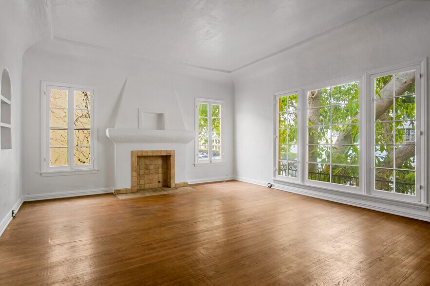 More Photos Of 712 S Stanley Ave, Los Angeles Apartments For Sale