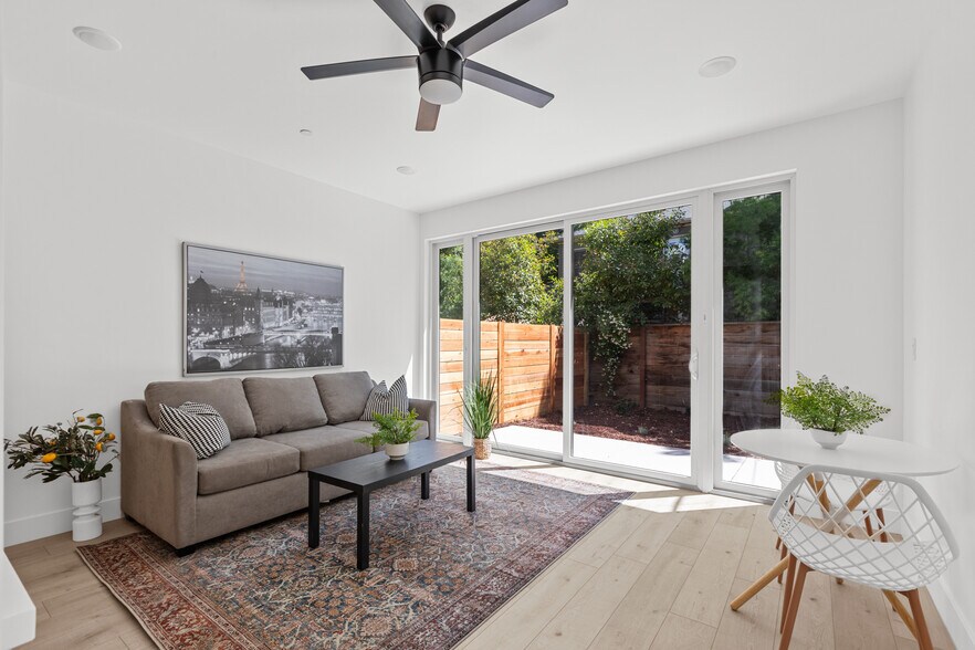 More Photos Of 1012 Uptown Aly, Sacramento Multifamily For Sale