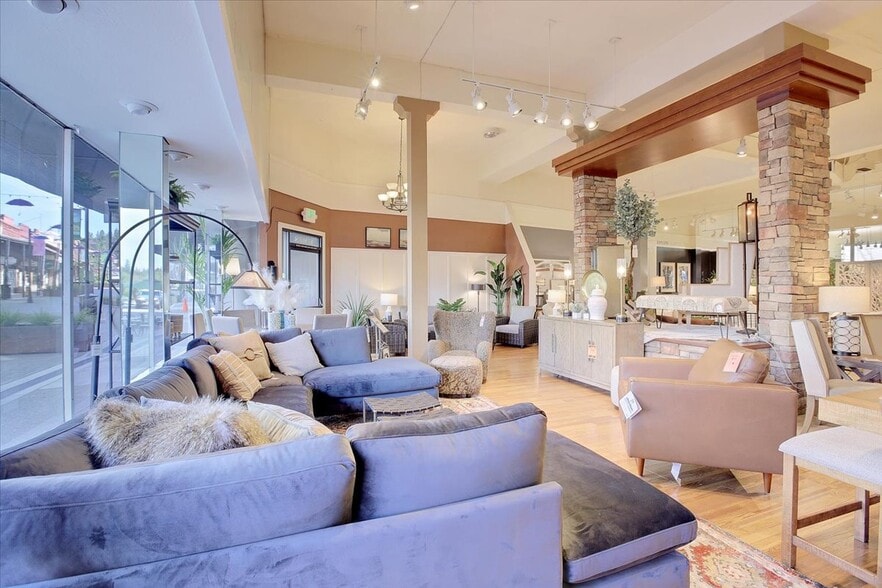 More Photos Of 153-161 Mill St, Grass Valley Unknown For Lease