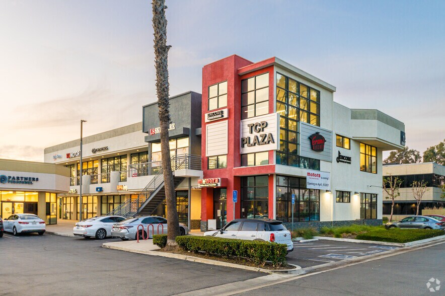 More Photos Of 12 Centerpointe Dr, La Palma Storefront Retail Office For Lease