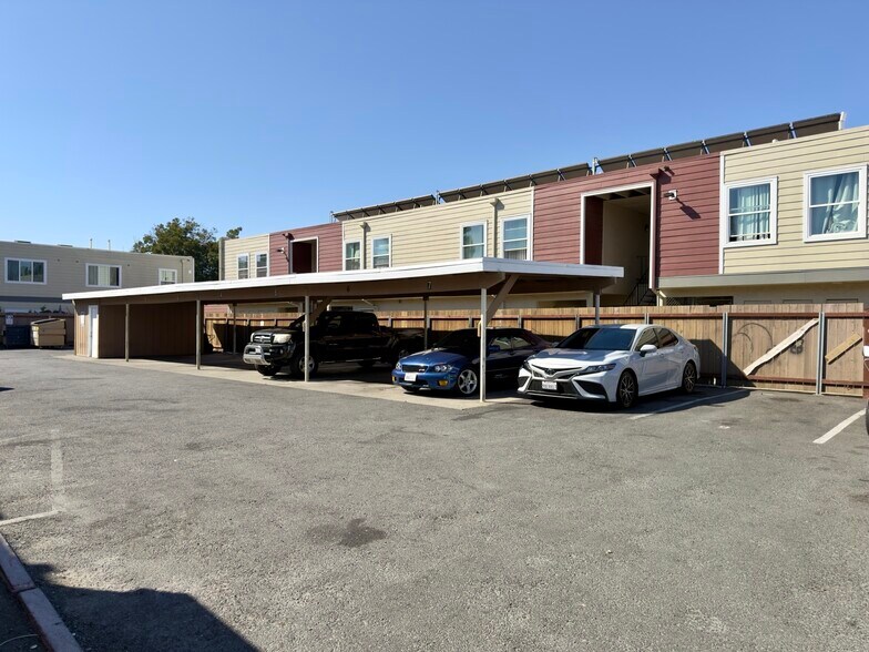 More Photos Of 1127 Virginia Ln, Concord Apartments For Sale