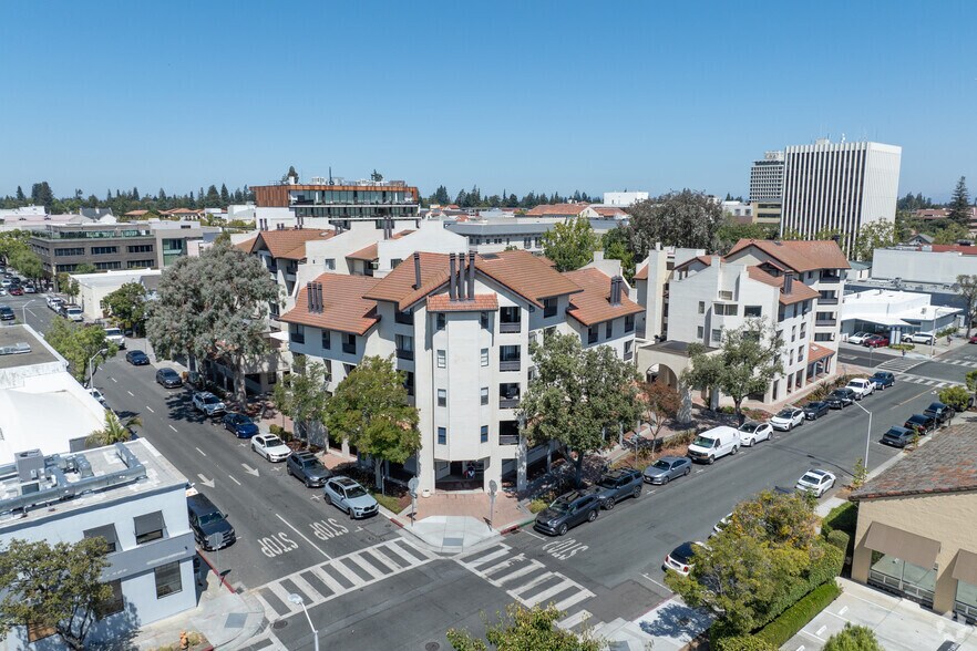 More Photos Of 151-153 Forest Ave, Palo Alto Office Residential For Lease
