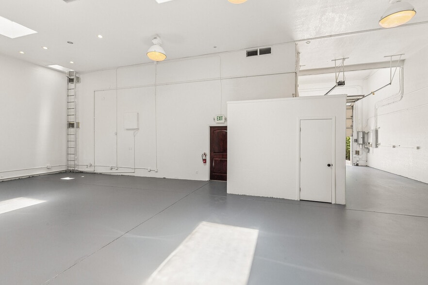 More Photos Of 76 Sunol St, San Jose Warehouse For Sale