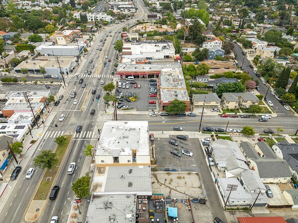 More Photos Of 1620 Colorado Blvd, Los Angeles Freestanding For Sale